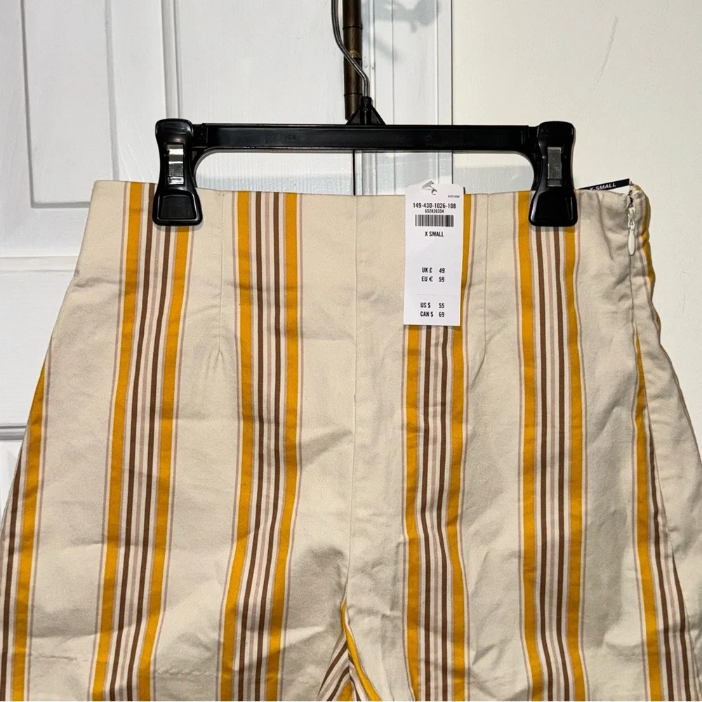 Abercrombie and Fitch yellow beige striped cotton high rise shorts XS NWT